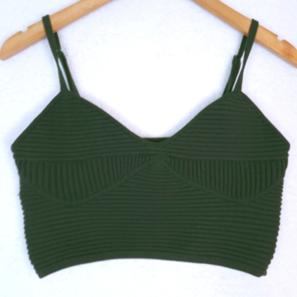 Aerie Crop Sweater Tank Top Women's Size Large‎ Army Green Ribbed Wool Blend